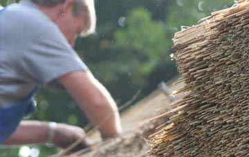 professional Blackhall Rocks thatchers